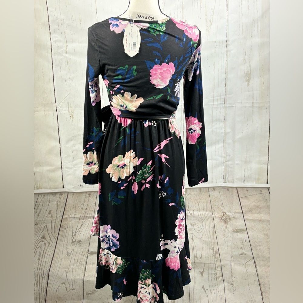 NWT Levaca Tango Dress Floral Pink Purple Flowers Belted - Picture 2 of 7